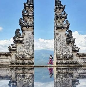 Meet your Posher, Ni